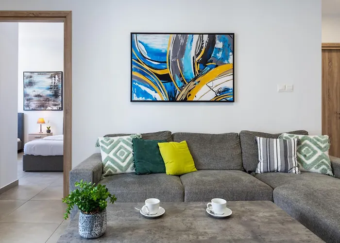 Invictus 2-bedroom * Λάρνακα